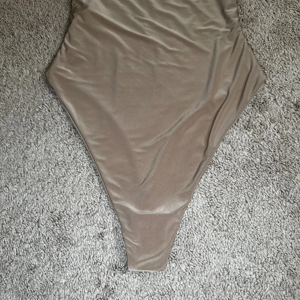 EUC Basic Bodysuit - Picture 5 of 5